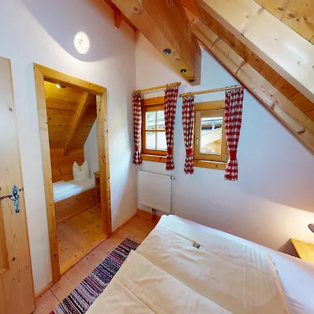 In Neukirchen Domek alpejski Neukirchen am Großvenediger