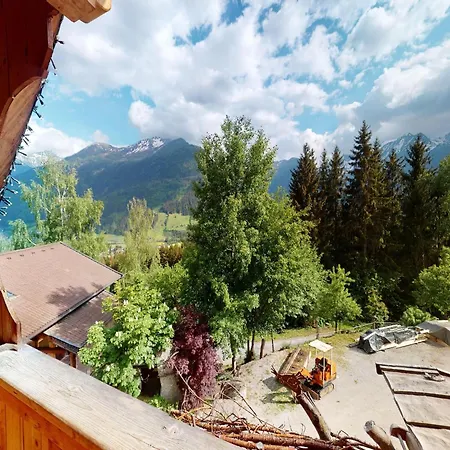 In Neukirchen Domek alpejski *