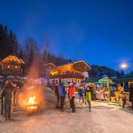 Domek alpejski In Neukirchen Neukirchen am Großvenediger