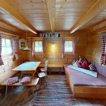 In Neukirchen Dağ evi *