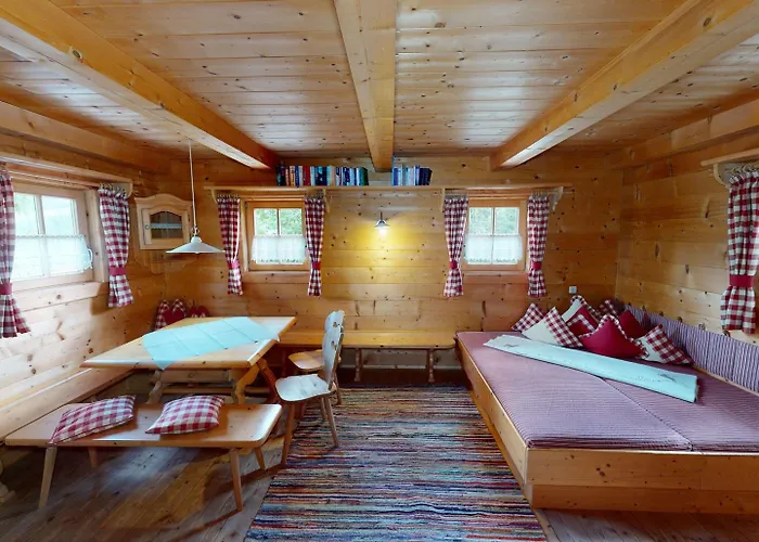 In Neukirchen Шале Нойкирхен-ам-Гросфенедигер