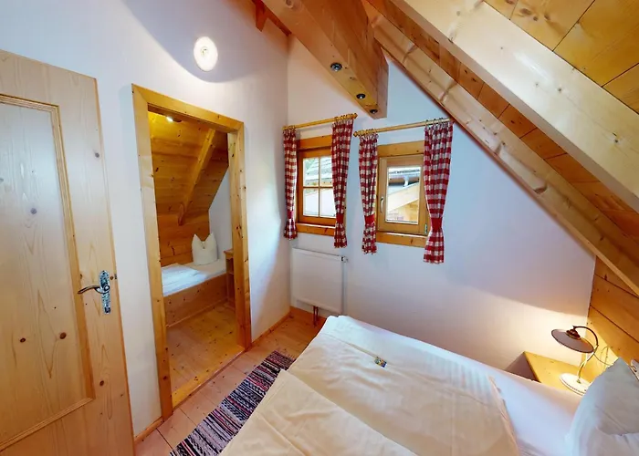 In Neukirchen Шале Нойкирхен-ам-Гросфенедигер